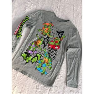 Nickelodeon TMNT Skateboarding Long Sleeve Tee Boys Small 6/7